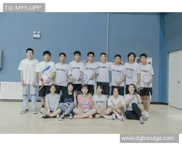 杭州羽毛球队与南京羽毛球队速度对比赛后分析与精彩回顾